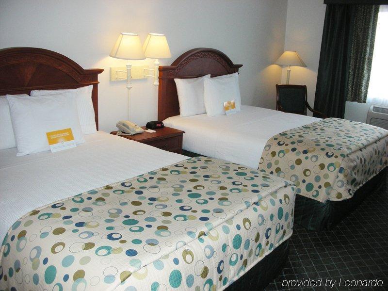 Baymont Inn & Suites By Wyndham Μπέλινγκχαμ Δωμάτιο φωτογραφία