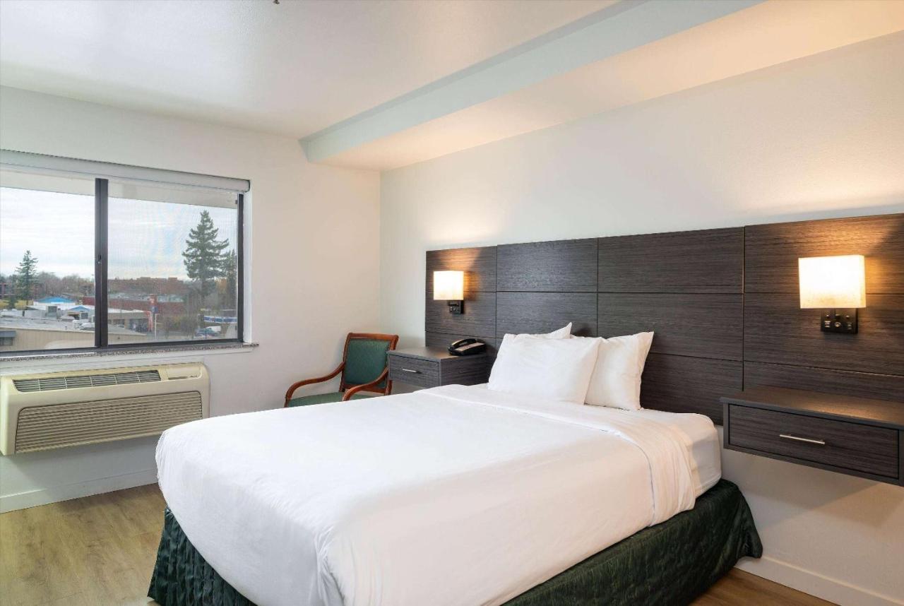 Baymont Inn & Suites By Wyndham Μπέλινγκχαμ Εξωτερικό φωτογραφία